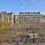 Guestready -- Rooftop Maisonette In Folie-Mericout